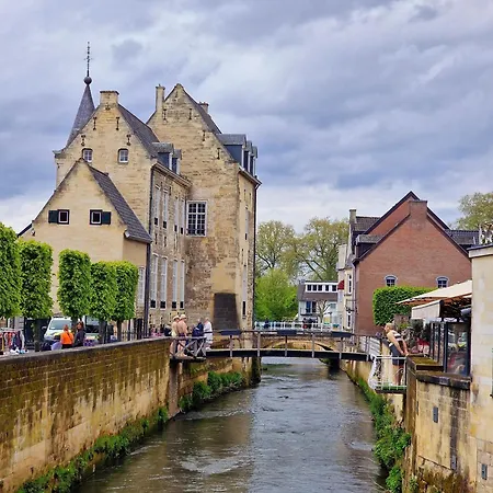 De Pingerhoeve מלון 3*